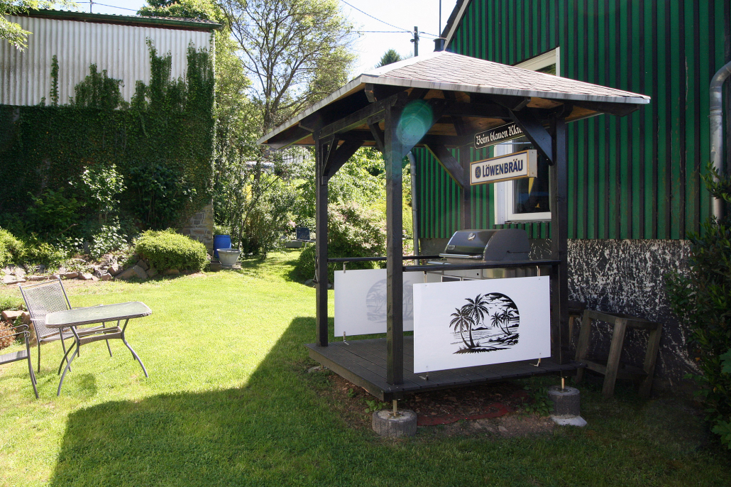 Grill-Pavillon des Ferienhauses Patsada Cottage in Wiehl-Bomig Grill-Pavillon des Ferienhauses Patsada Cottage in Wiehl-Bomig